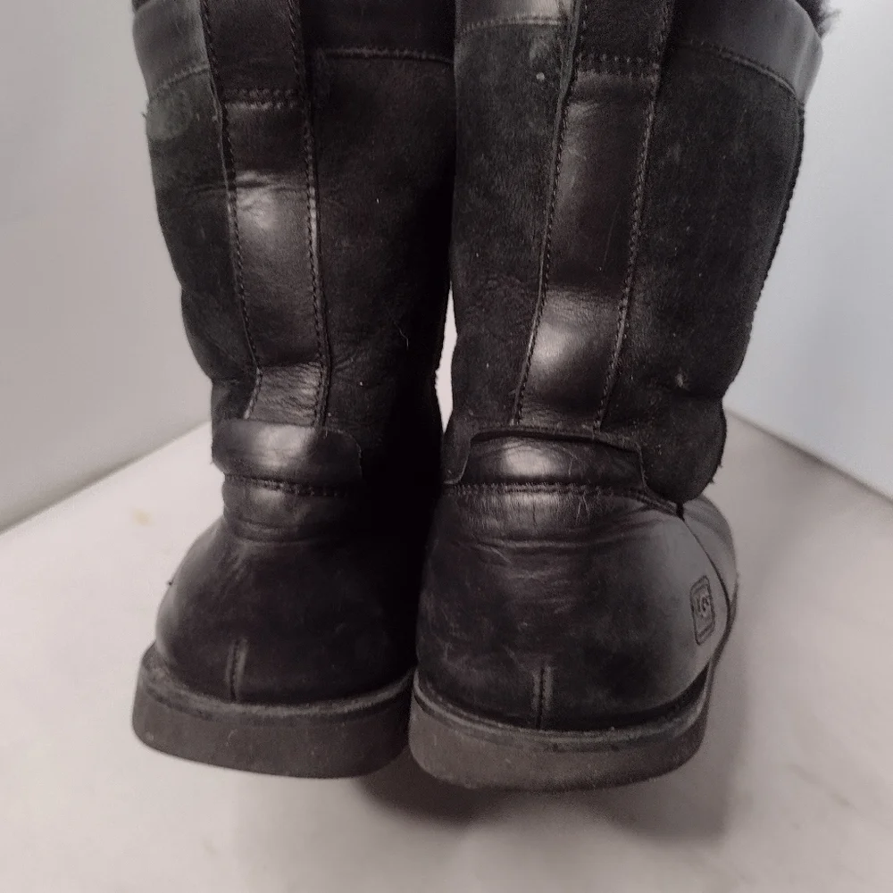 Ugg Mens Wrangell Boots 11 Black Leather  Sheepskin Ankle Pull On B8